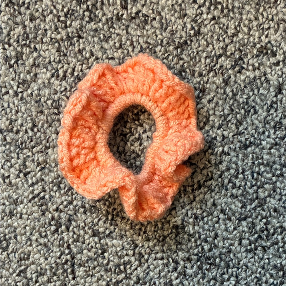 Crochet Hair Scrunchie - Peach
